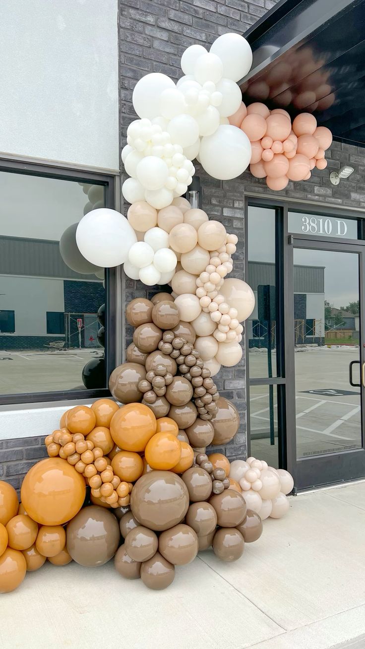 Eventoon grand opening decor setup